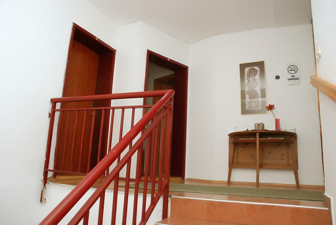 Hotel 7