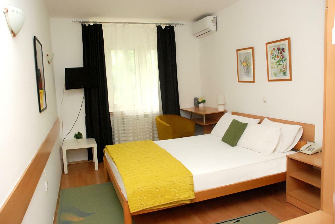 7 Otel